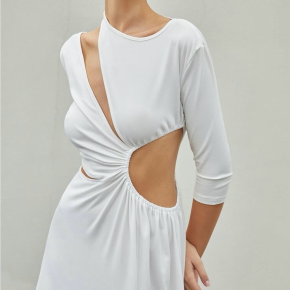 Cut Out Ruched Split Knit Maxi Dress - Picture 4 of 4